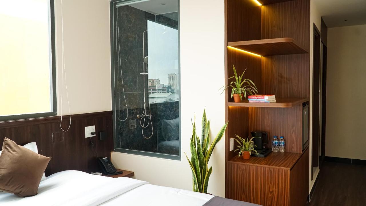 Bros Hotel Ho Chi Minh City Bagian luar foto