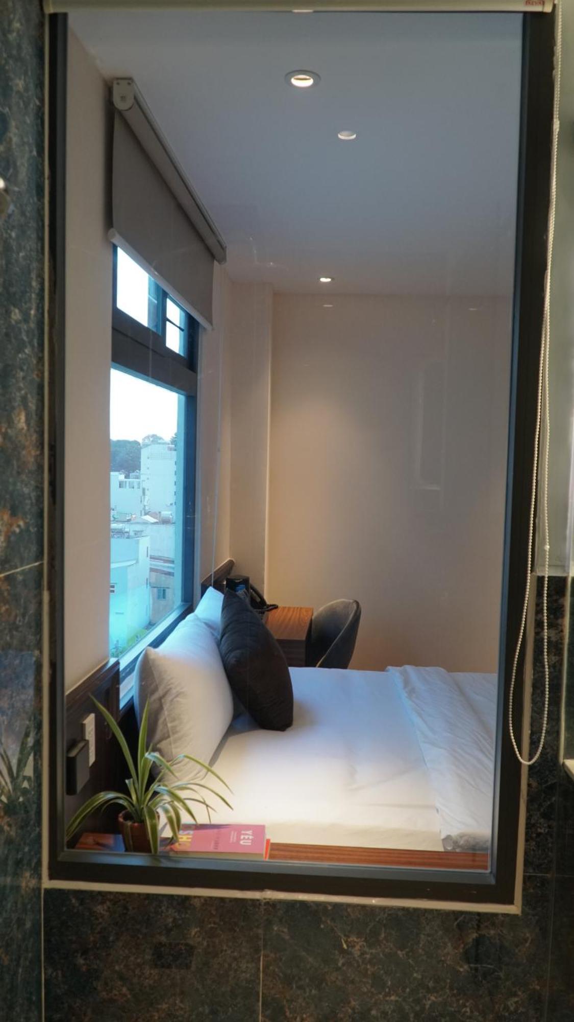 Bros Hotel Ho Chi Minh City Bagian luar foto